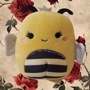 Sunny the Bee Squishmallow